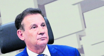 Fim da carreira de Vanderlan se aproxima e ensina: sozinho, ninguém tem futuro na política